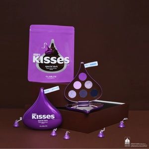 HERSHEY'S KISSES X GLAMLITE SPECIAL DARK PALETTE 💜